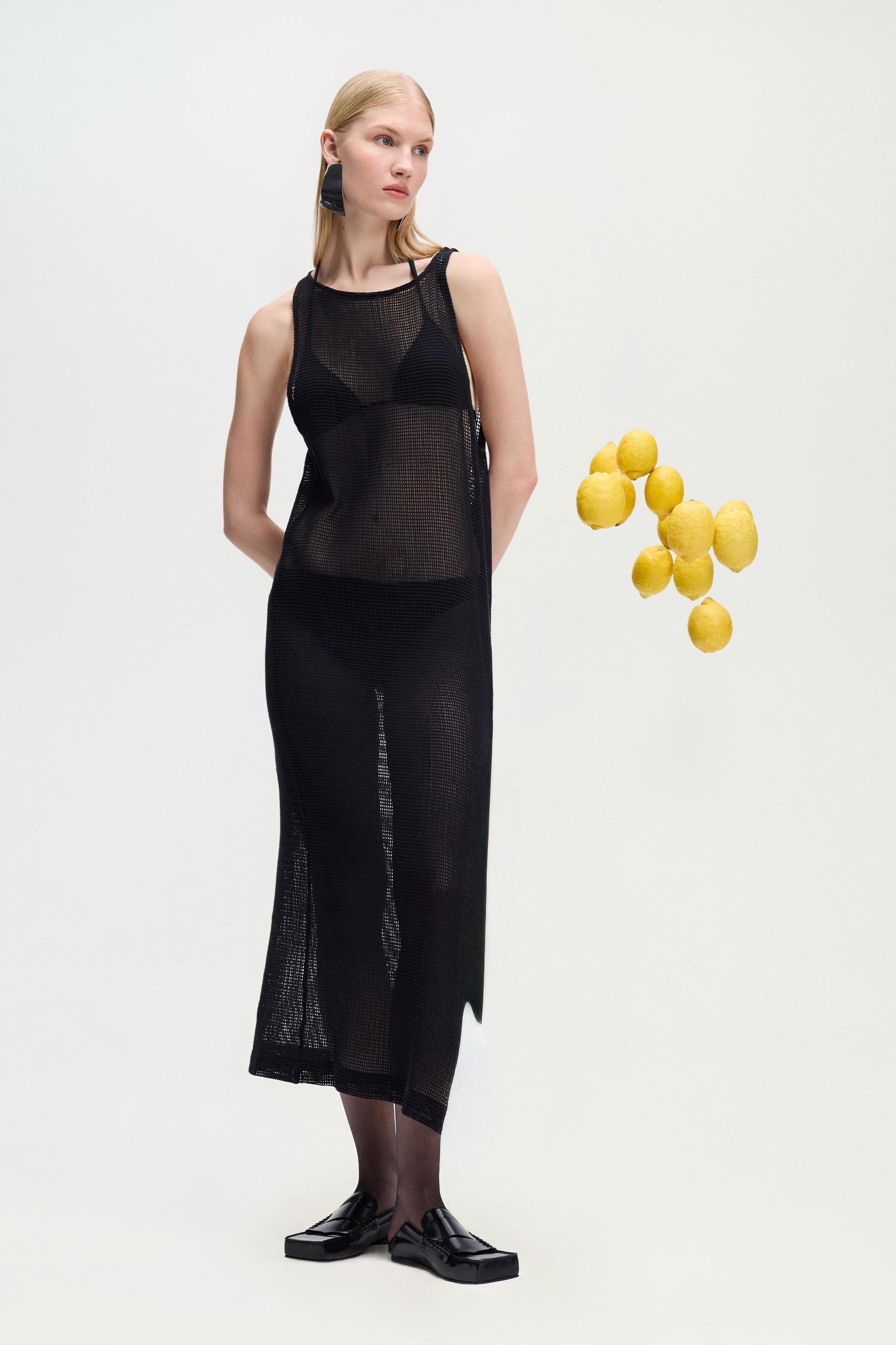 Siyah Kroşe Ponponsuz Elbise